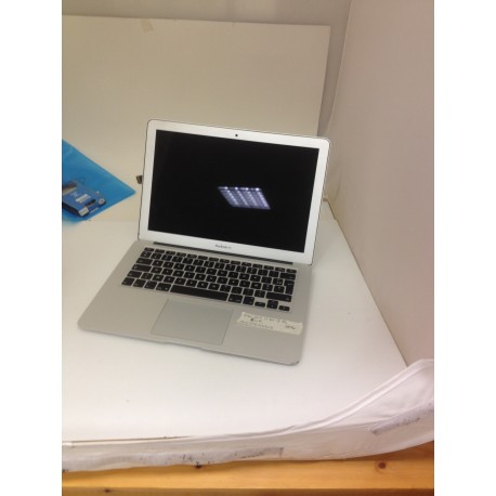 Macbook Air 13" 2015 occasion 1.6GHz Intel Core i5 8GO RAM SSD 128GO MacOS BigSur