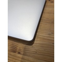 écran Macbook Pro 13 pouces A2338 GRADE C ARGENT